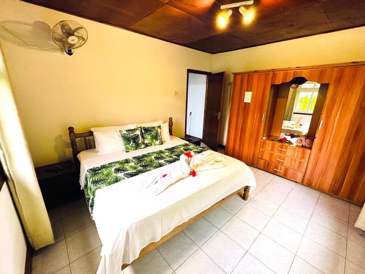 88 Days Self Catering Holidays & Accomodation Baie Lazare  Exterior photo